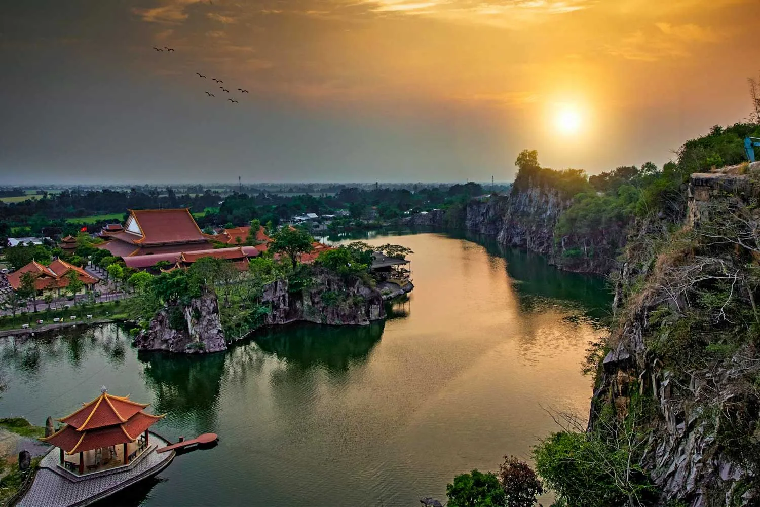 Veduta aerea del Mekong all'alba