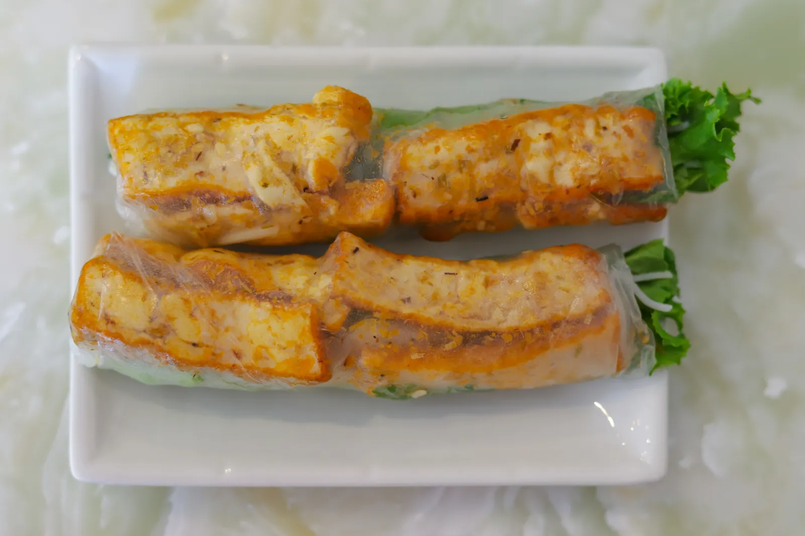Gỏi cuốn chay, involtini vegetariani vietnamiti Gỏi cuốn chay, involtini primavera vietnamiti vegetariani con tofu