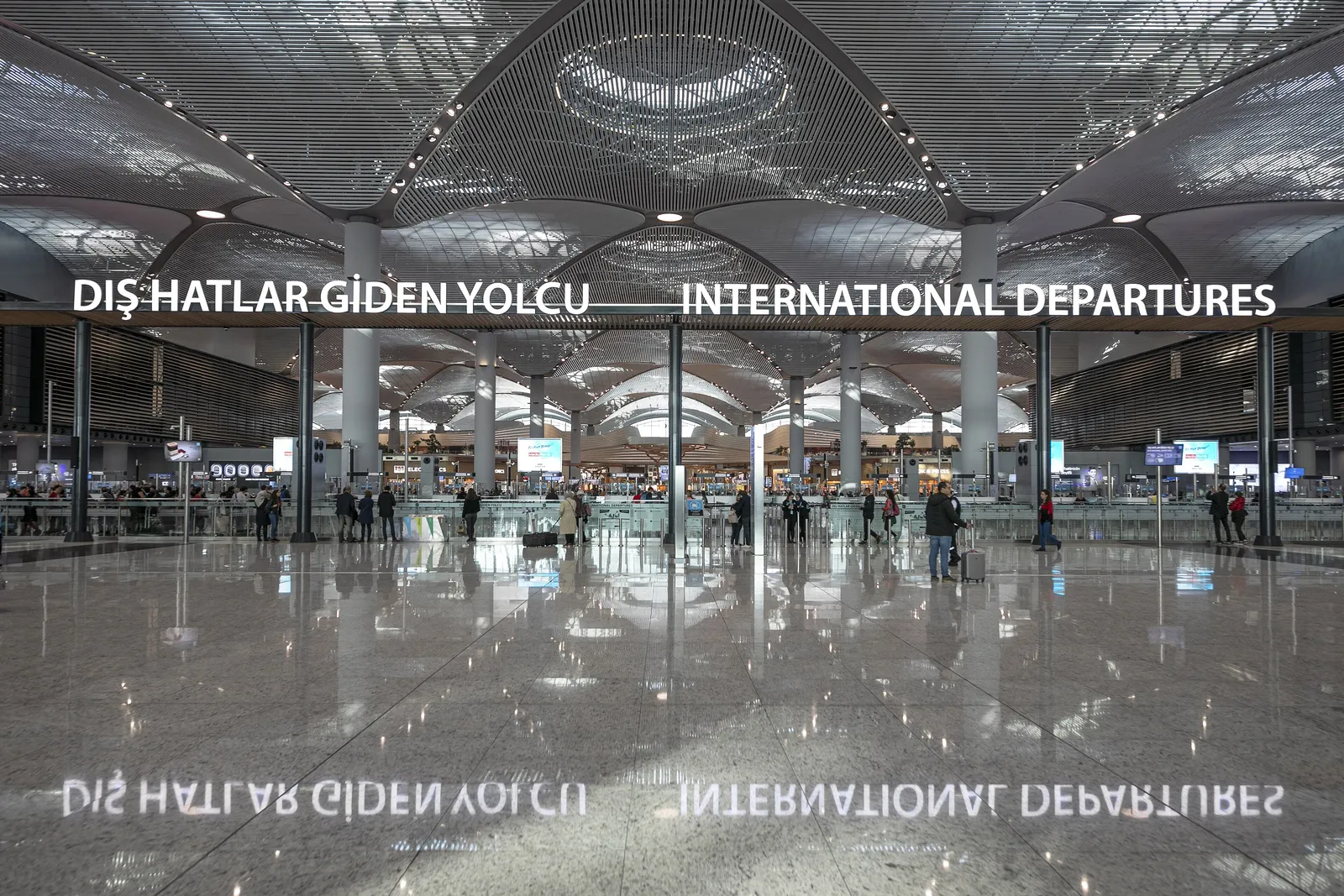 Aeroporto di Istanbul, scalo verso il Vietnam Scalo per il Vietnam: l'aeroporto internazionale di Istanbul, hub di Turkish Airlines