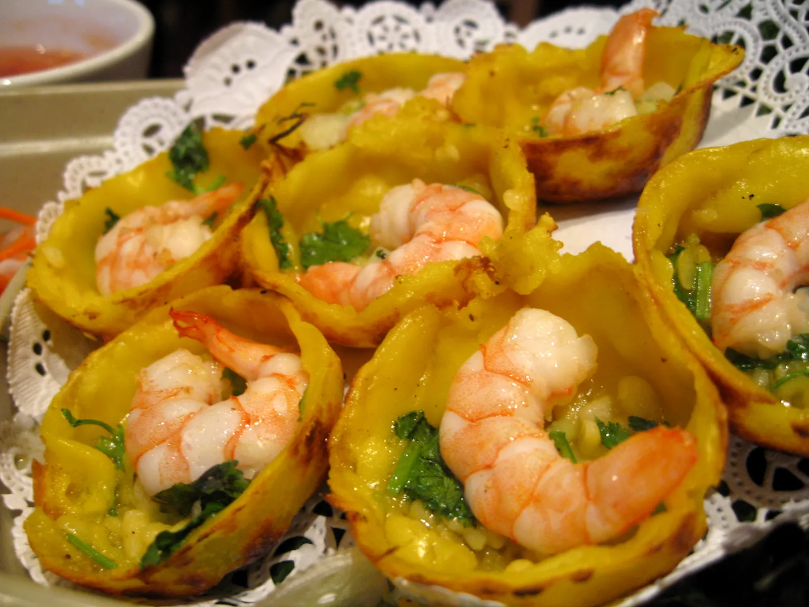 Bánh khọt di Vung Tau Bánh khọt, le mini crêpe di riso e gamberetti tipiche di Vung Tau